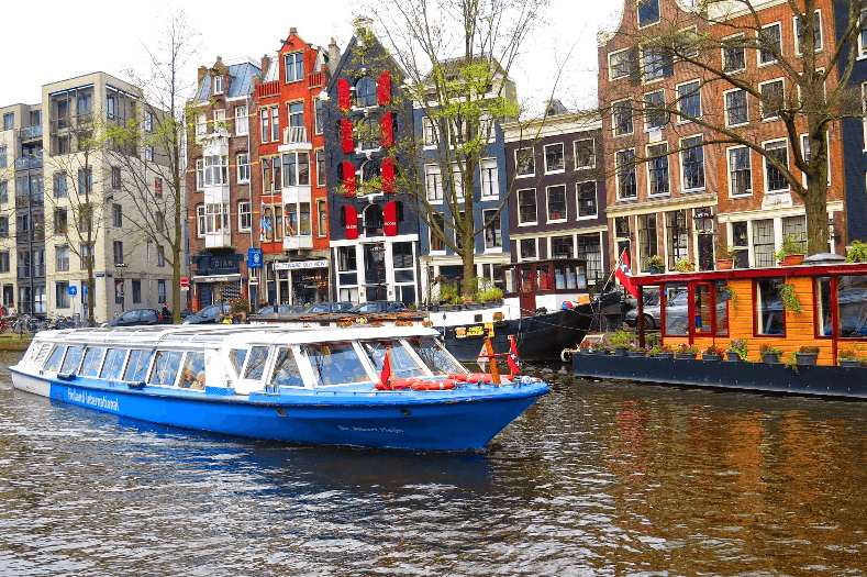 Passeio de barco em Amsterdã