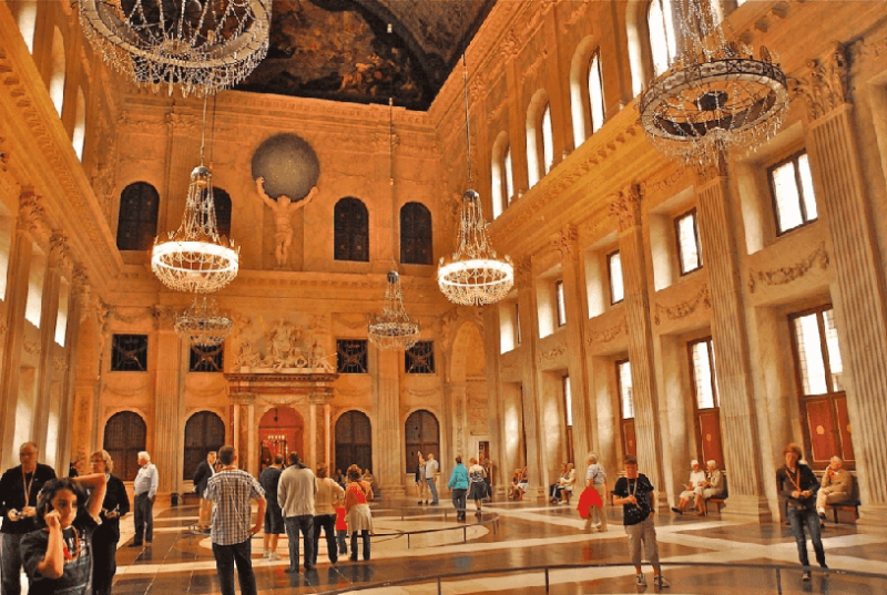 Interior do Palácio Real de Amsterdã