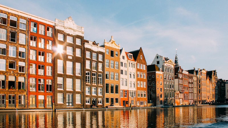 Como viajar muito barato a Amsterdã